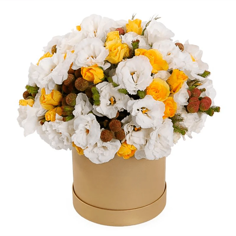 Цветы в коробке с эустомой