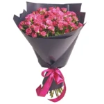 Букет из 25 кустовых ярко розовых роз