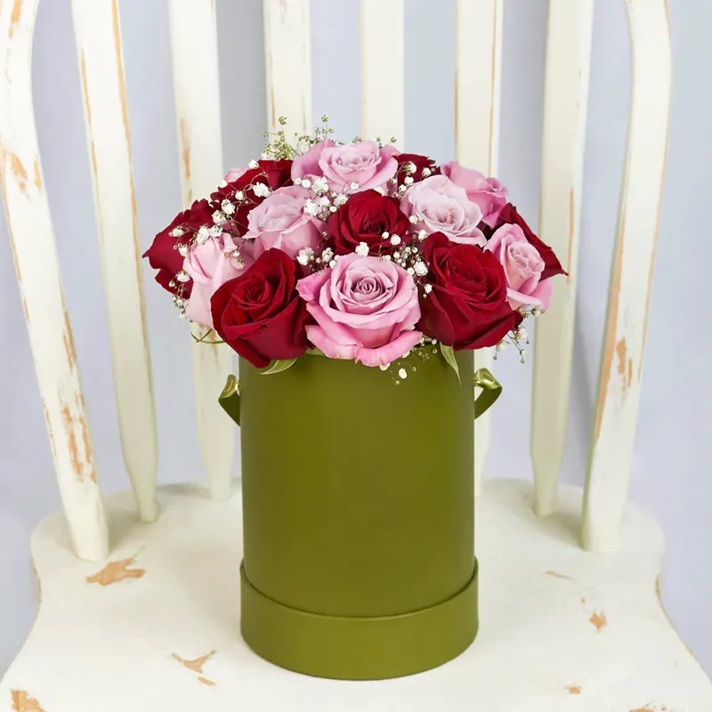 Цветы в коробке Фиеста